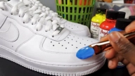 How to Customize Your Sneakers in 5 Easy Steps