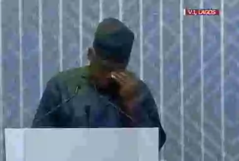Aliko Dangote Breaks Down In Tears As He Pays Tribute To His Herbert Wigwe