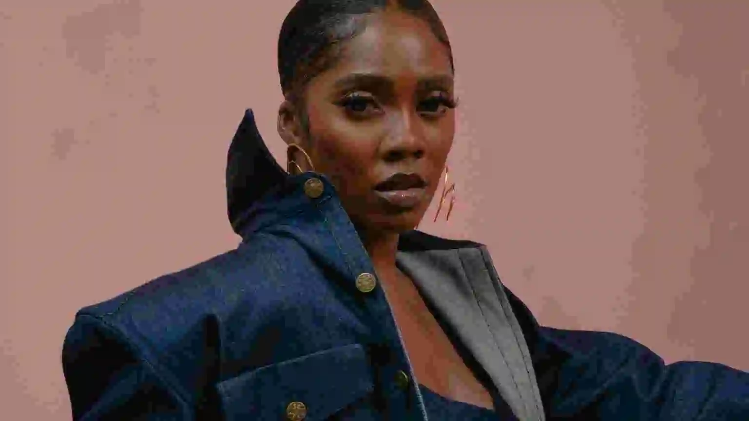 See Photo Of N168m Bag Tiwa Savage Wants to Buy For 43rd Birthday