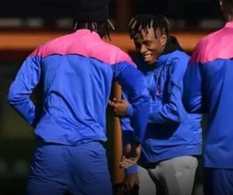 Super Eagles Winger, Samuel Chukwueze Gets a Hero's Welcome From His Teammates at AC Milan After AFCON