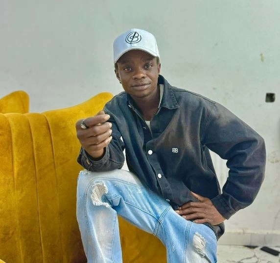 To See Wizkid Is Not Easy, But to See Davido Still Dey Near Me – Young Duu